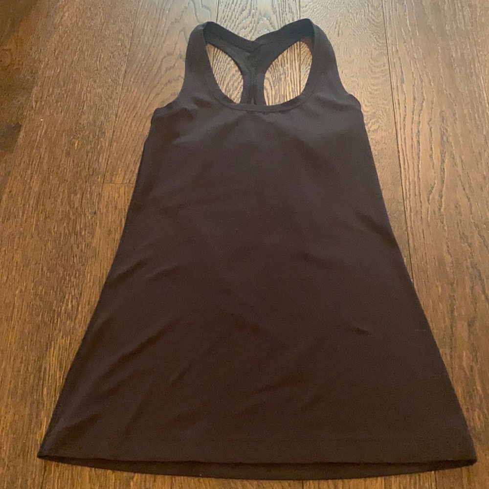 Lululemon fitted tank